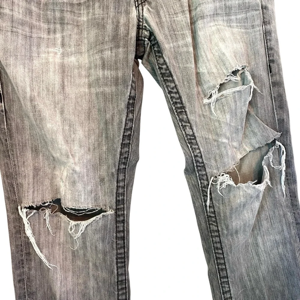 True Religion Ricky Jean Gray Wash Distressed Flap USA Straight Sz 31 Fit 32